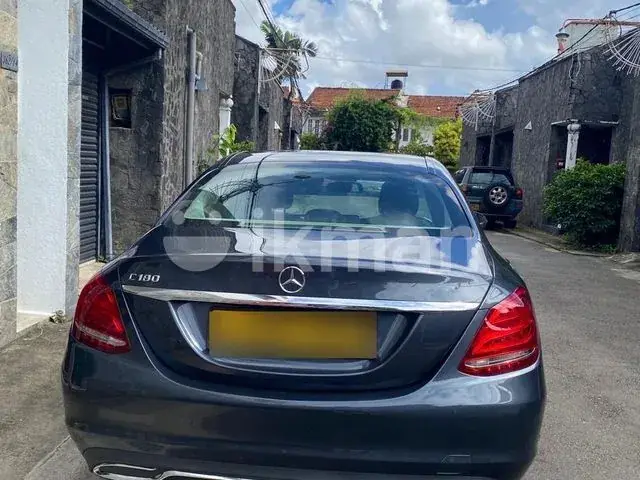 Mercedes-Benz C180 2014 photo 3
