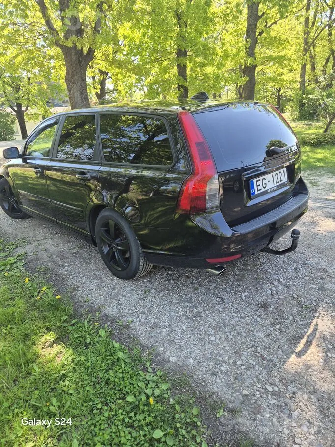 Volvo V50 2008 photo 2