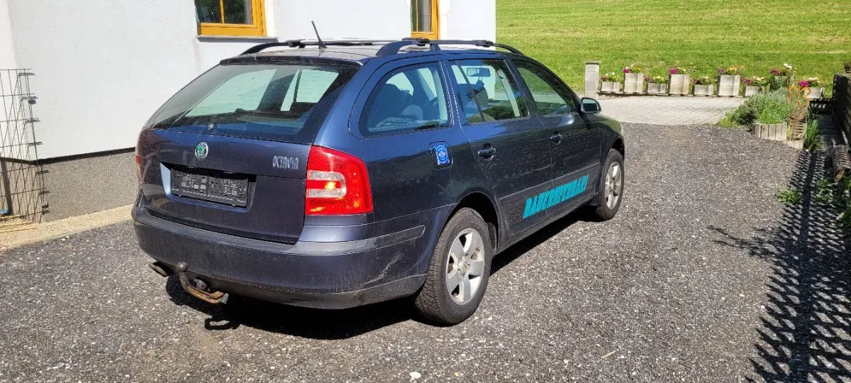 Skoda Octavia 2005 photo 3