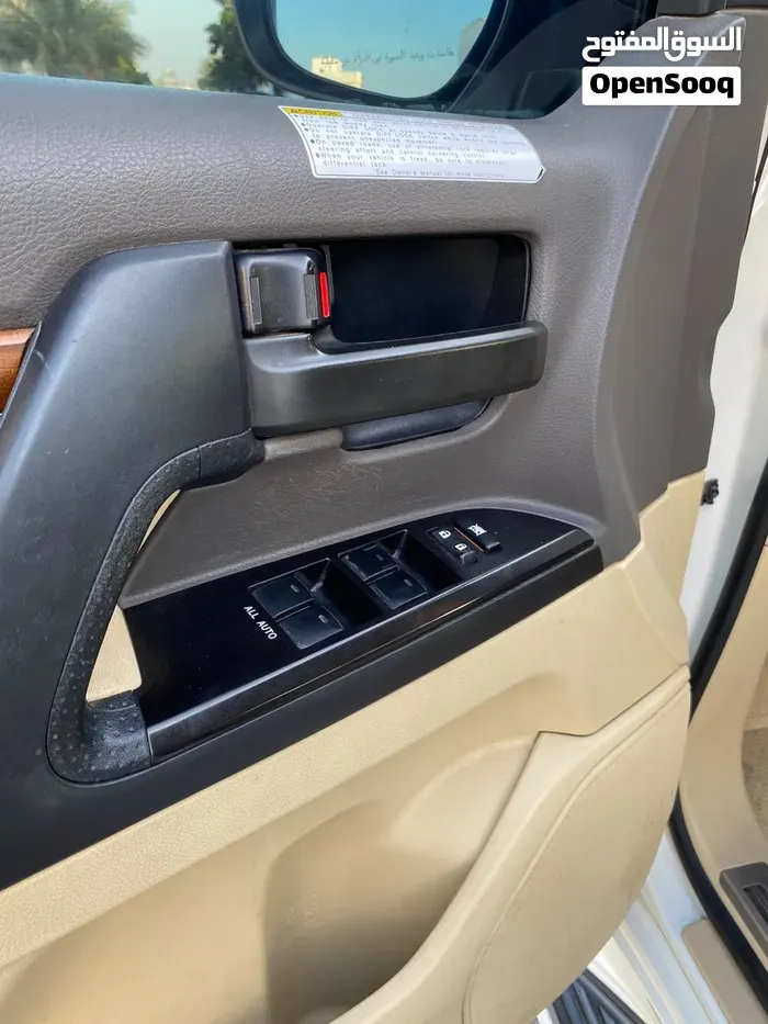 Toyota Land Cruiser 2016 photo 4