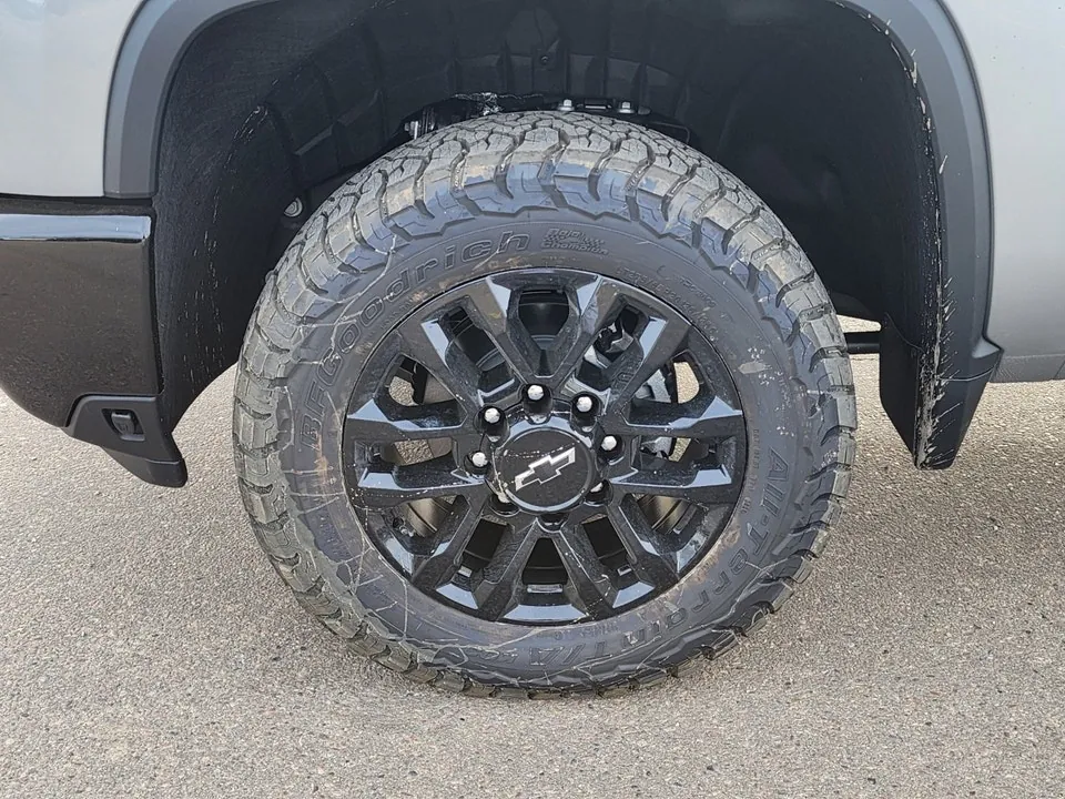 Chevrolet Silverado 3500Hd 2026 photo 4