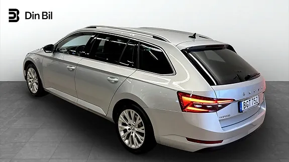 Skoda Superb 2024 photo 3