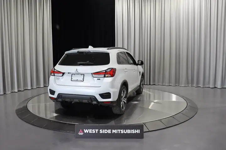 Mitsubishi Rvr 2027 photo 5