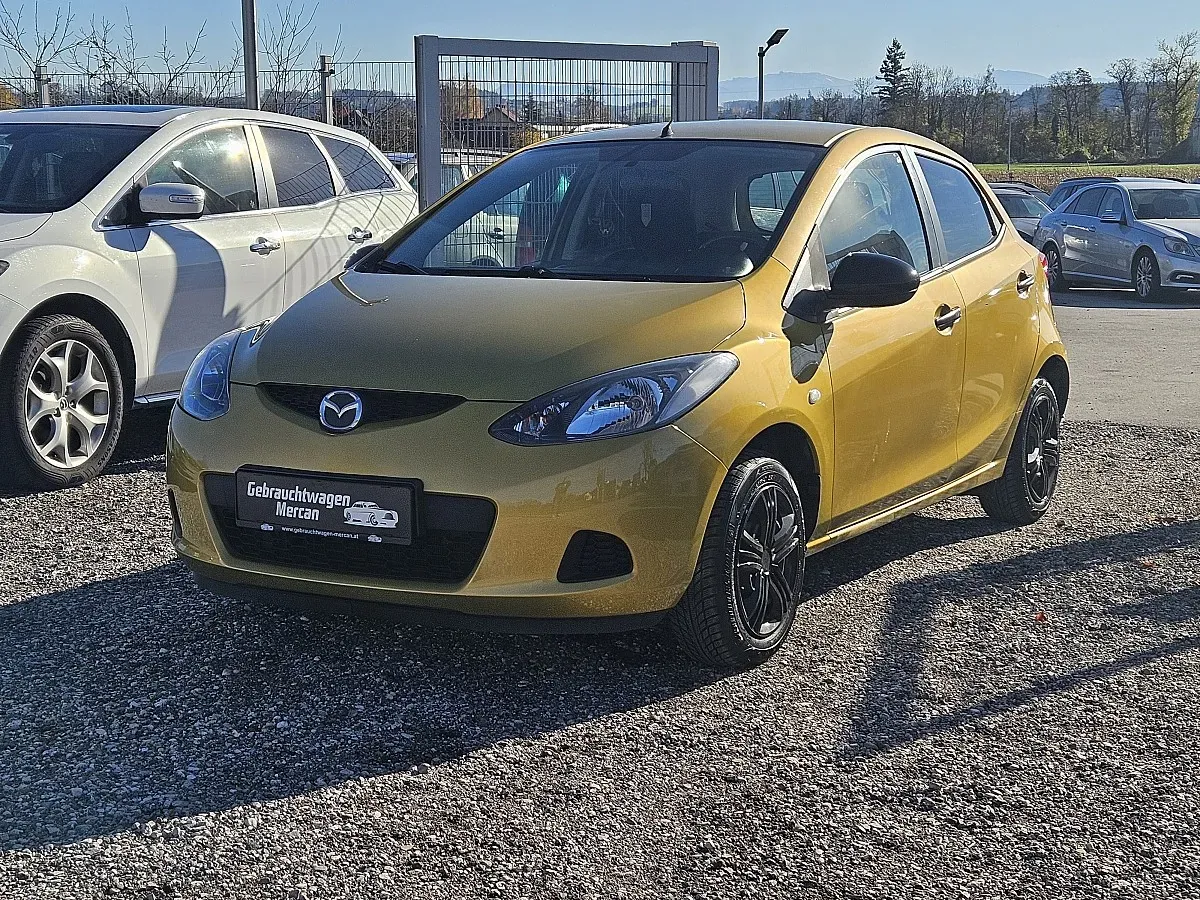 Mazda Mazda2