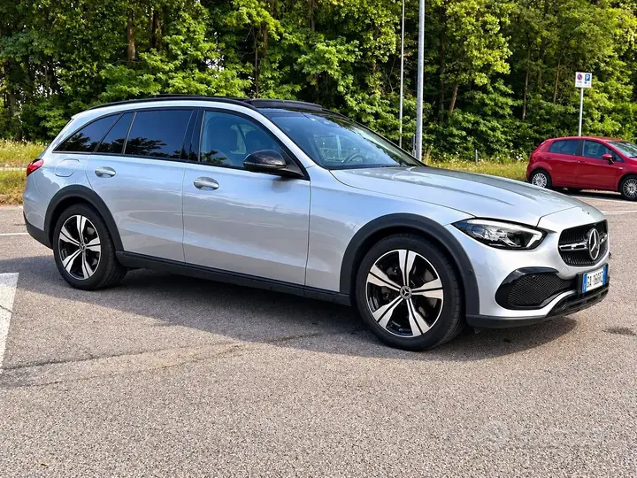 Mercedes-Benz C 2022 photo 2