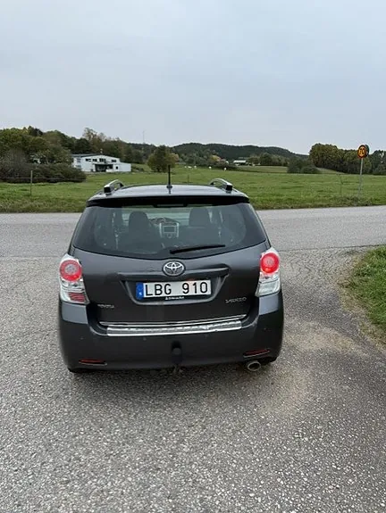 Toyota Verso 2010 photo 4