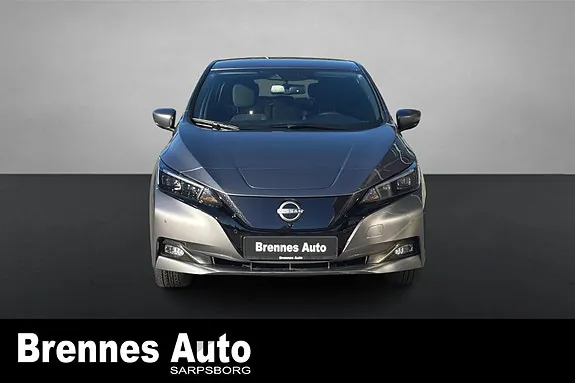 Nissan Leaf 2023 photo 2