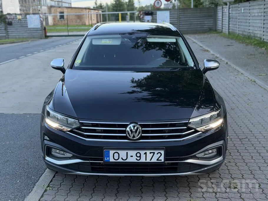 Volkswagen Passat Alltrack 2019 photo 2