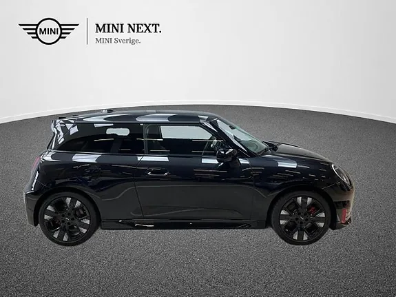 Mini John Cooper Works 2026 photo 3