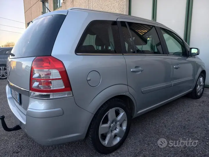 Opel Zafira 2012 photo 5