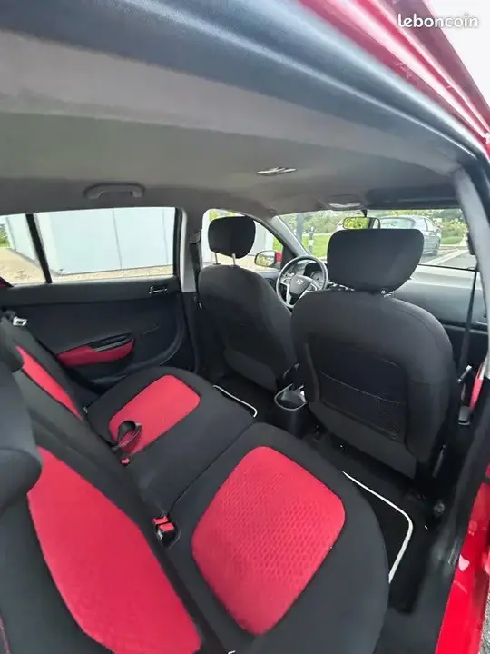 Hyundai I20 2009 photo 3