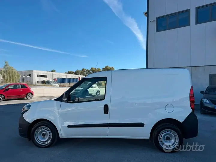 Fiat Doblò 2022 photo 4