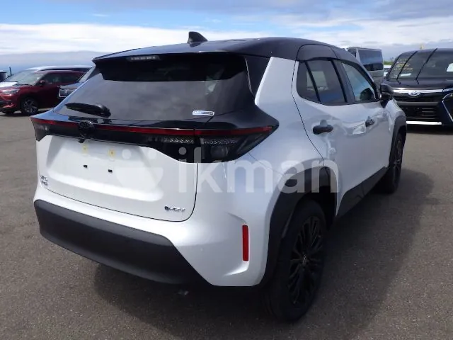 Toyota Yaris Cross photo 2