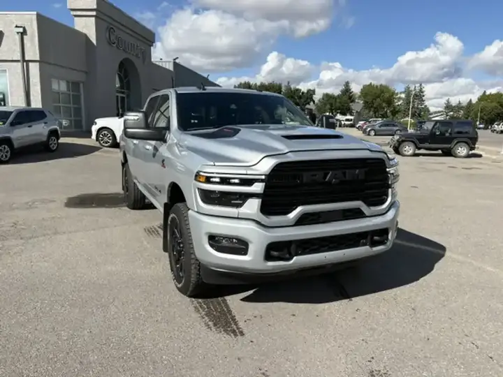 Ram 3500 2026 photo 2