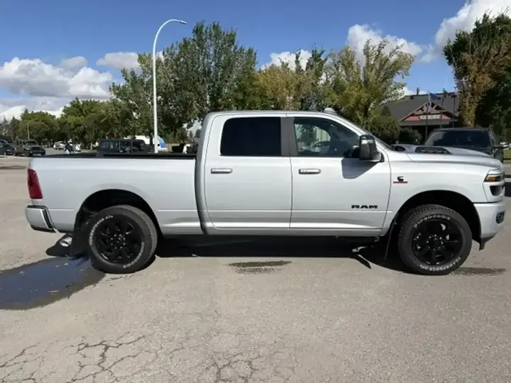 Ram 3500 2026 photo 3