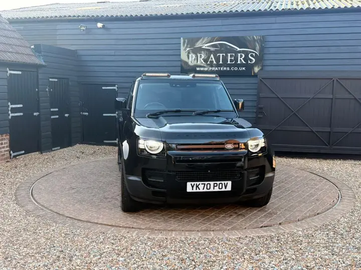Land Rover Defender 110 2020 photo 4