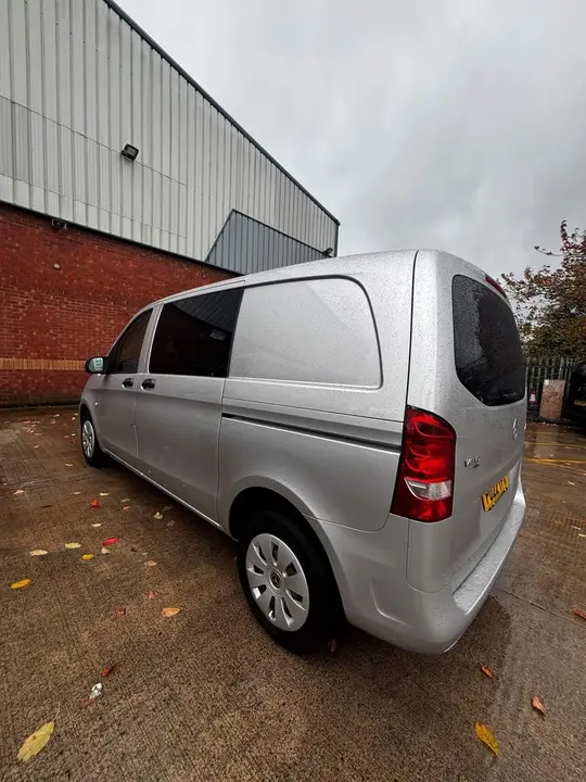 Mercedes-Benz Vito 114 Cdi 2022 photo 5