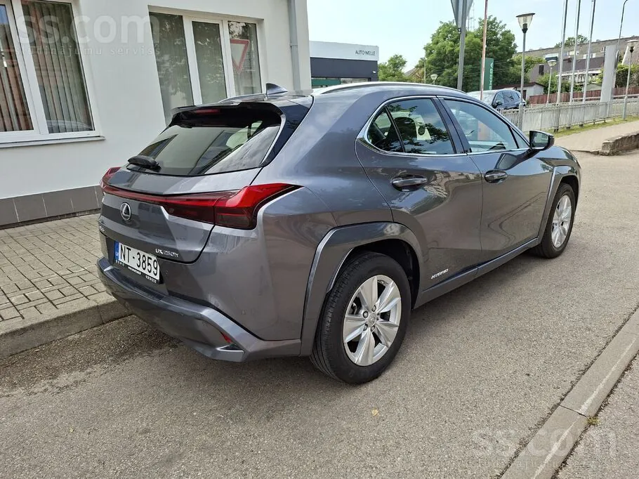 Lexus Ux 2020 photo 3