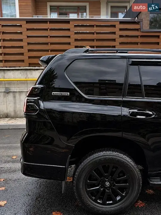 Toyota Land Cruiser Prado 2020 photo 4