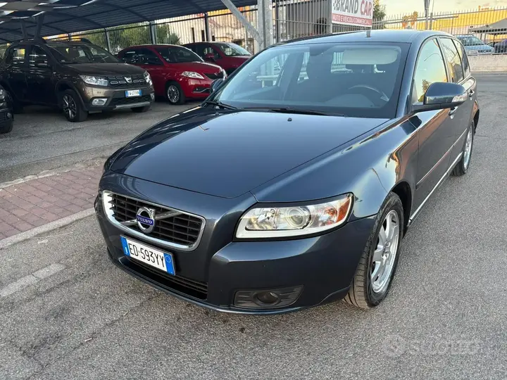 Volvo V50