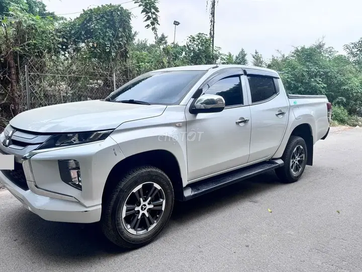 Mitsubishi Triton 2023 photo 3