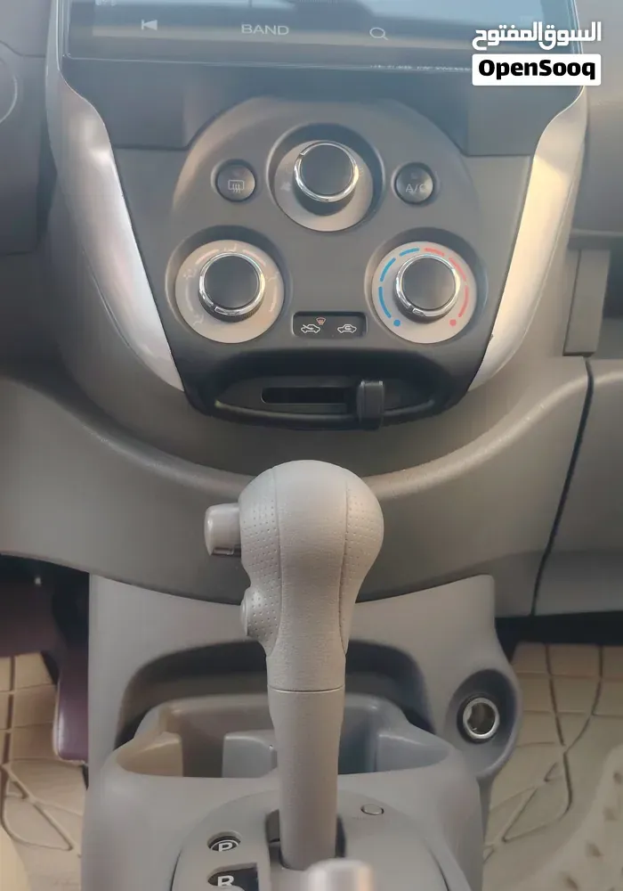 Nissan Sunny 2024 photo 2