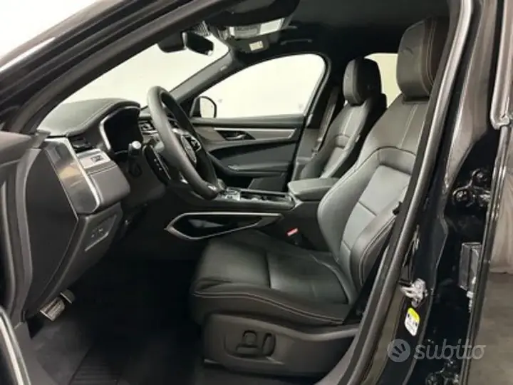 Jaguar F-Pace 2024 photo 3