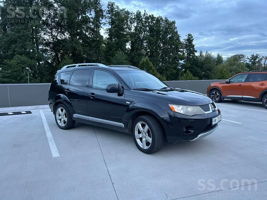 Mitsubishi Outlander 2010 photo 3