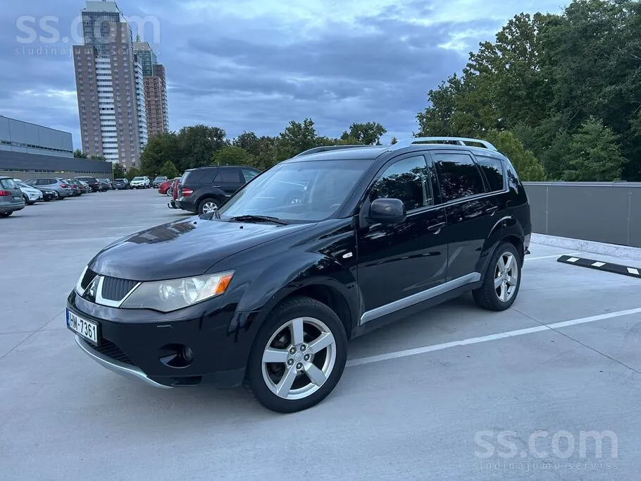 Mitsubishi Outlander 2010 photo 2