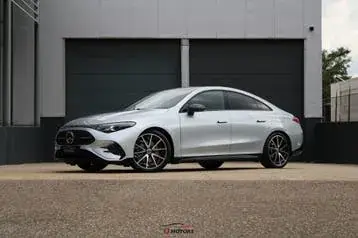 Mercedes-Benz Cla 200 Amg-Line