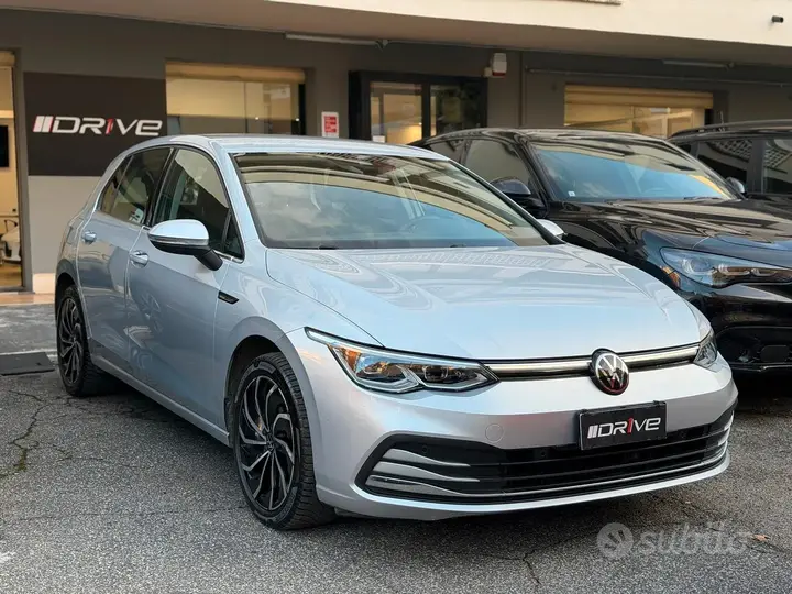 Volkswagen Golf 2021 photo 2