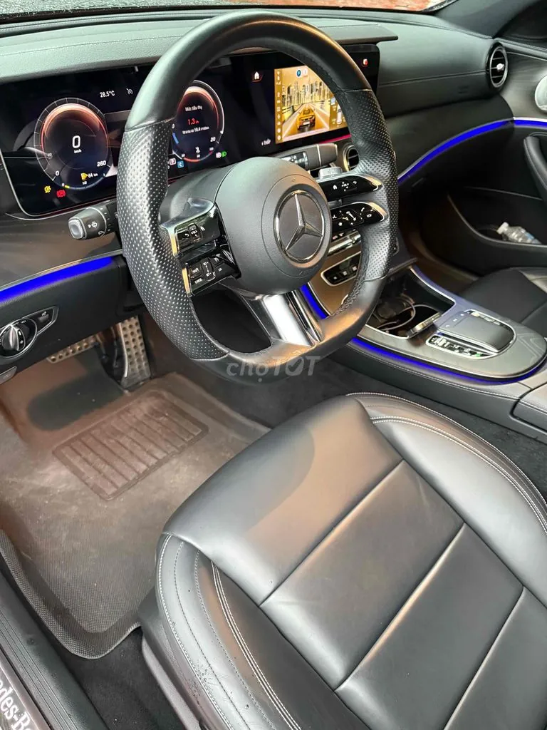 Mercedes-Benz E-Class 2021 photo 5