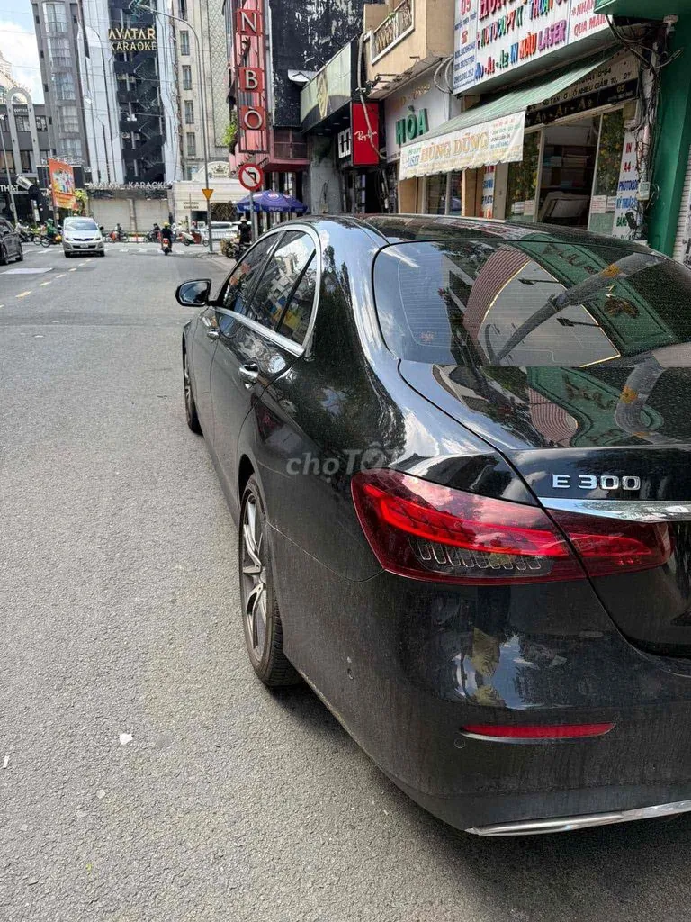 Mercedes-Benz E-Class 2021 photo 3