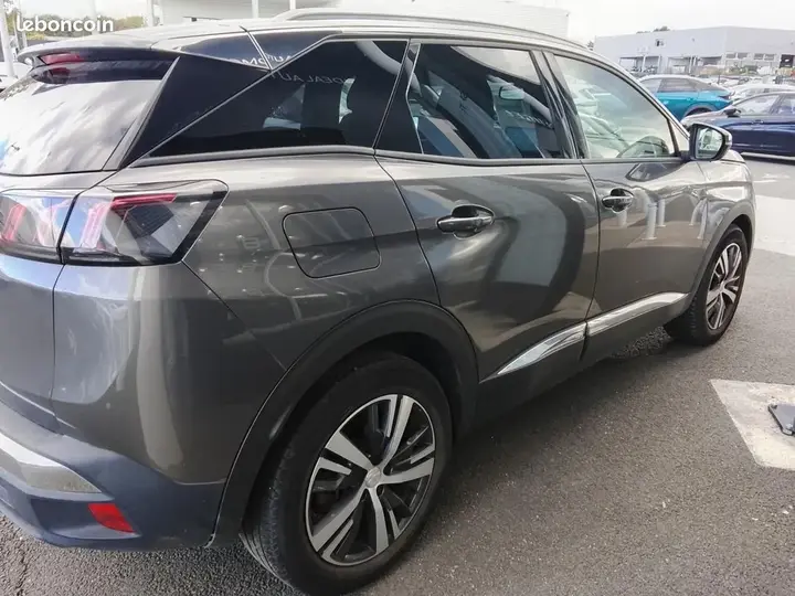 Peugeot 3008 2022 photo 3