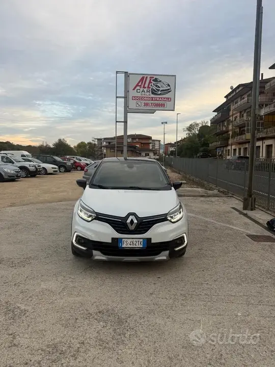 Renault Captur 2019 photo 2