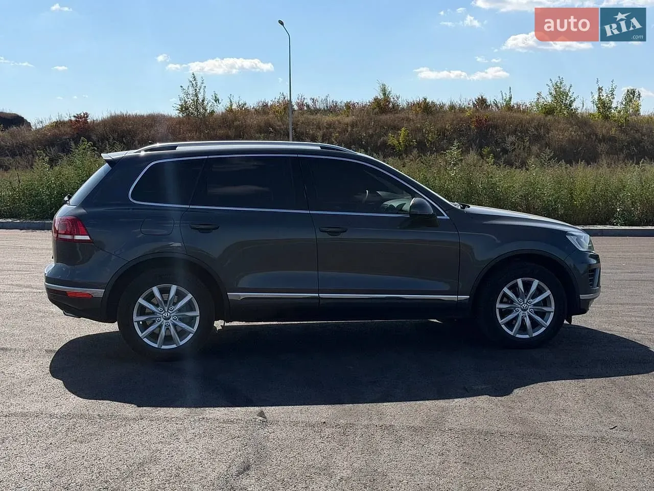 Volkswagen Touareg 2015 photo 3