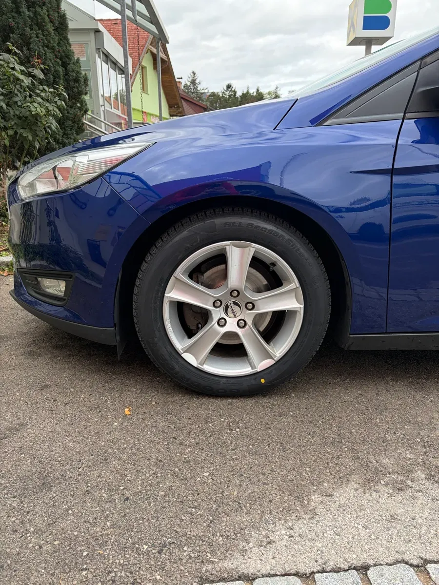 Ford Focus 2015 photo 3