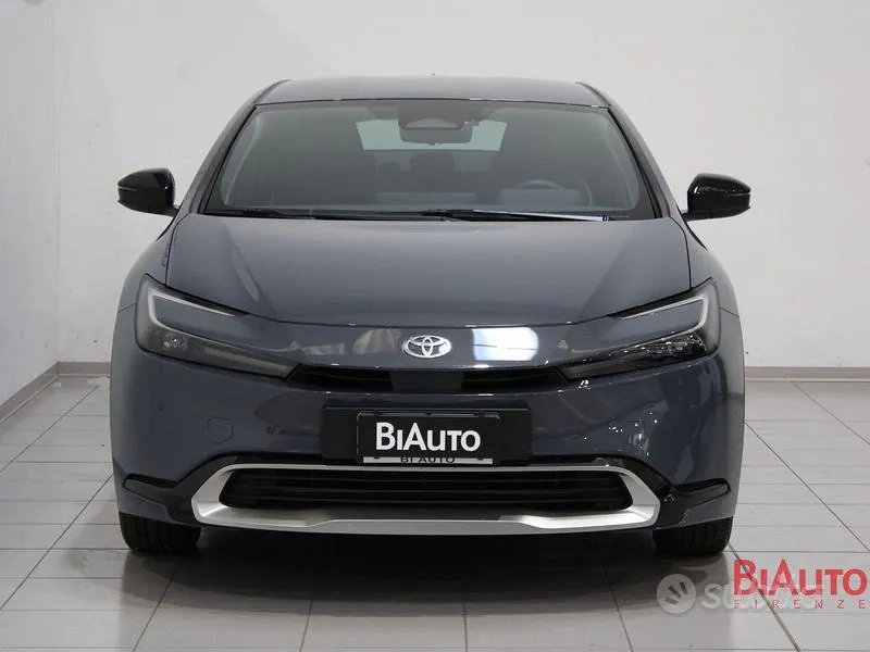 Toyota Prius 2025 photo 3