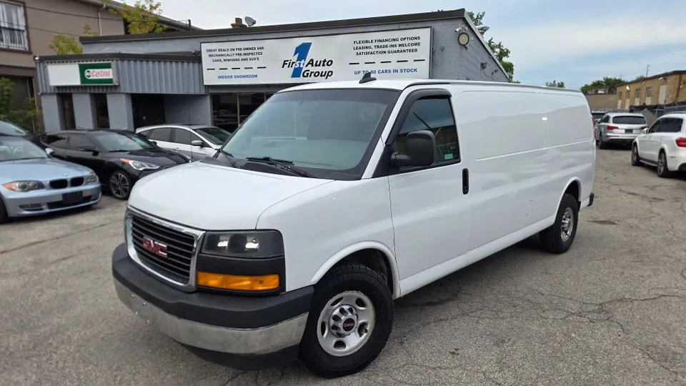 GMC Savana