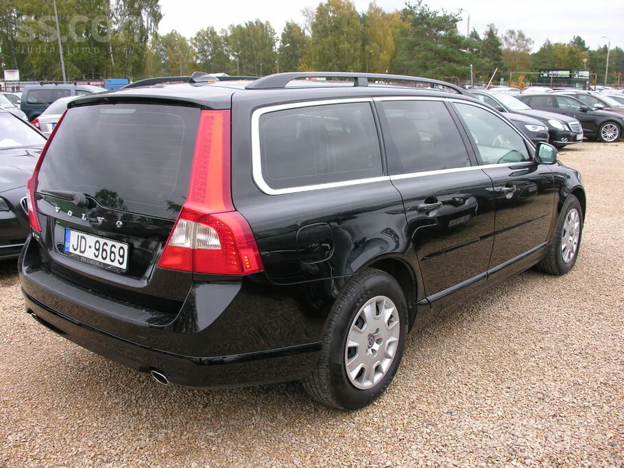 Volvo V70 2009 photo 3