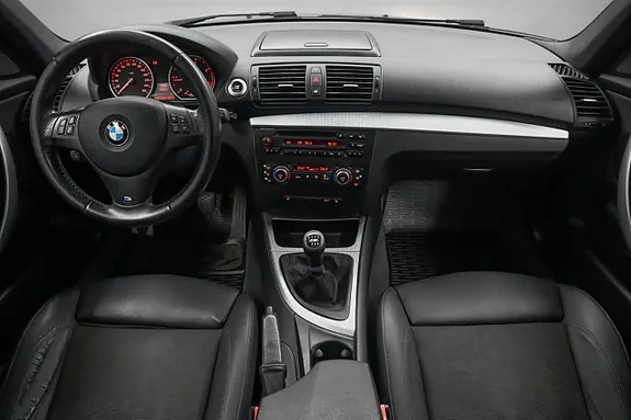 BMW 120D 2008 photo 2