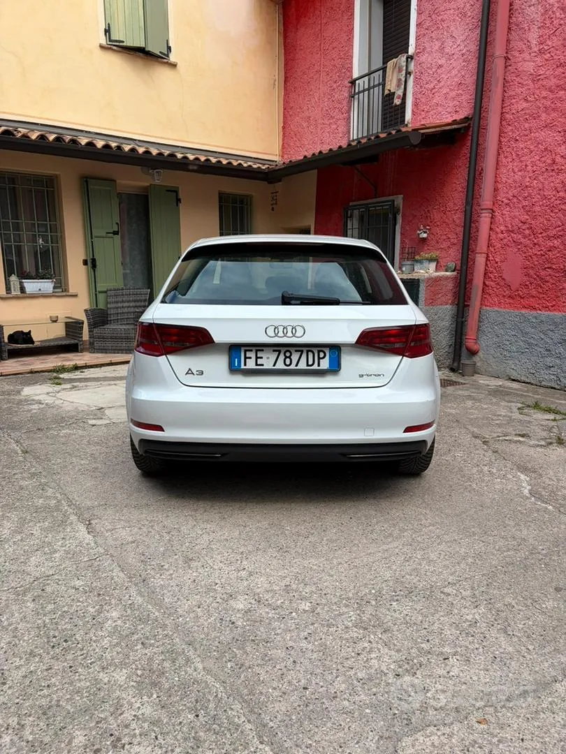 Audi A3 2016 photo 2