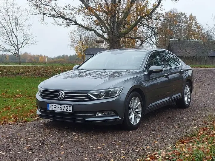 Volkswagen Passat 2016 photo 2