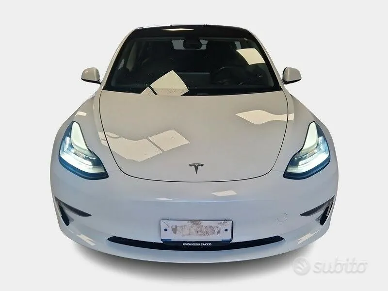 Tesla Model 3 2020 photo 2