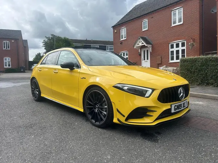 Mercedes-Benz A-Class 2019 photo 2