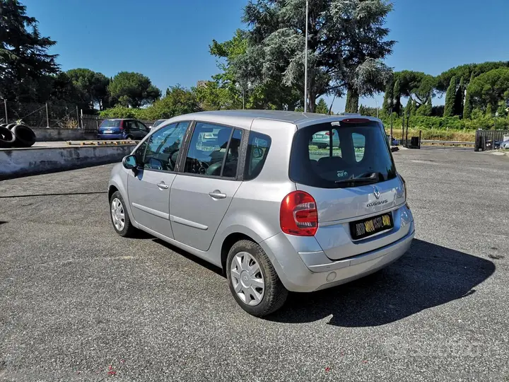 Renault Modus 2008 photo 3