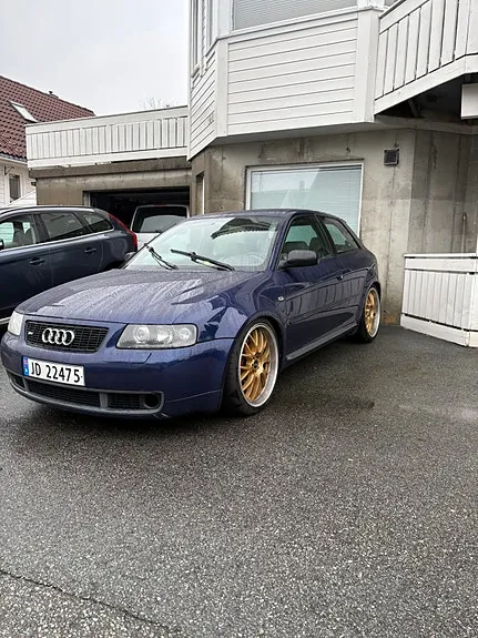 Audi S3 2000 photo 2
