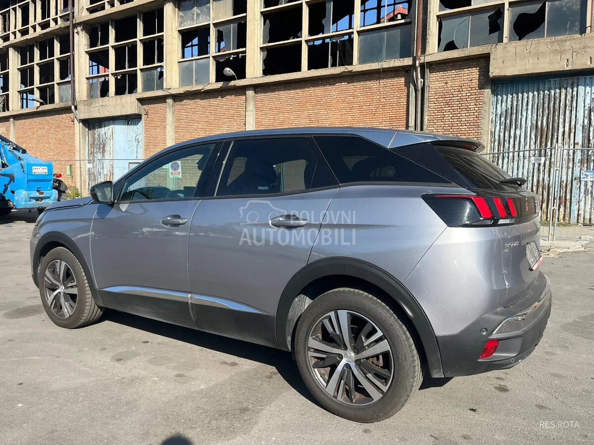 Peugeot 3008 2023 photo 5