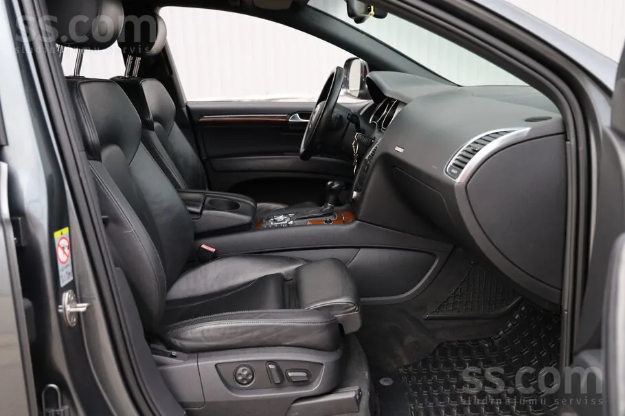 Audi Q7 2006 photo 5