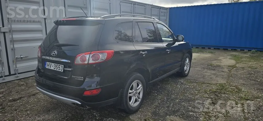 Hyundai Santa Fe 2012 photo 4